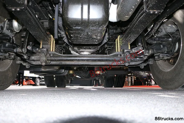 Hyundai Commercial Vehicle XCIENT Heavy Truck 440 hp 6X2(8 wheels) Tractor Truck (Lift Axle) Chassis (3) | 86Trucks