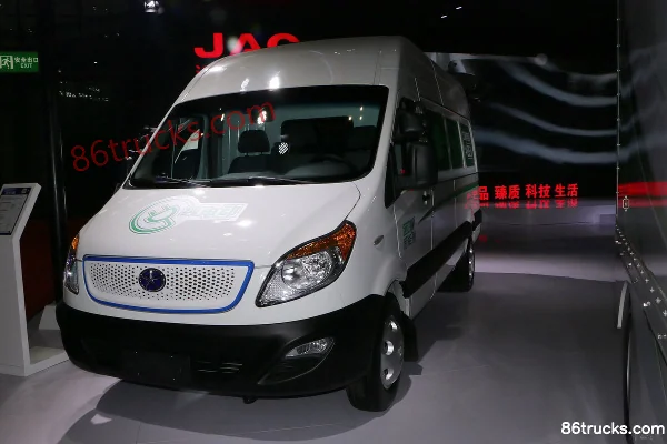 JAC Shuailing i6 4.5T 6m Pure Electric Enclosed Van Truck 82.944kWh Exterior (3) | 86Trucks