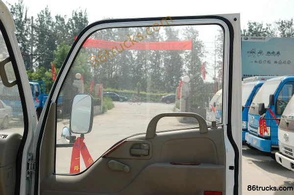 FAW Jiefang 90hp 4X2(6 wheels) 4.2m single-row van light truck Cab (1) | 86Trucks