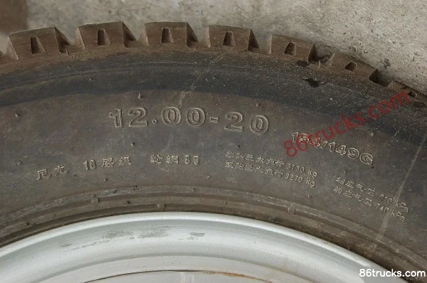 Hualing Heavy Truck 350hp 6X4(10 wheels) Tractor Truck Chassis (3) | 86Trucks