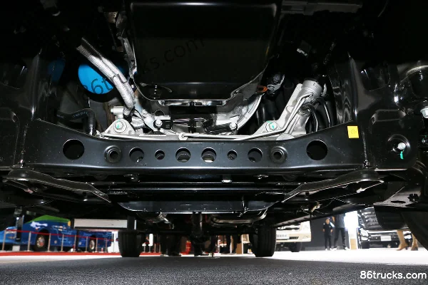 2017 Hyundai SOLATI 170hp 15-Seat Automatic MPV Chassis (1) | 86Trucks