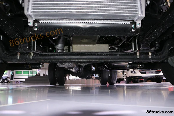 JAC Junling V6 143 hp 4X2(6 wheels) 4.235 m single-row flatbed light truck Chassis (1) | 86Trucks