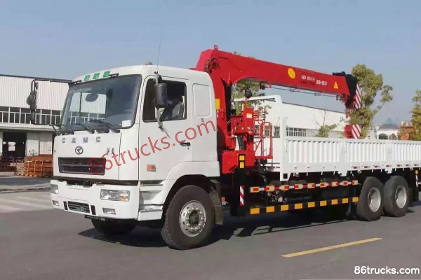 Hualing Star 245 ch 6X2(8 roues) camion grue Extérieur (2) | 86Trucks