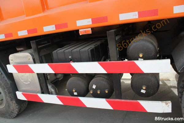 SHACMAN Delong X3000 version super renforcée 375 ch 8X4(12 roues) 8,2 m camion benne Châssis (3) | 86Trucks