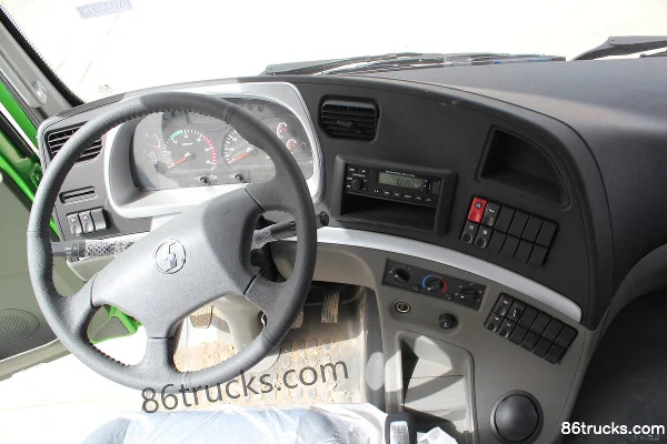 SHACMAN Delong New M3000 Urban Enhanced Edition 350 hp 6X4(10 wheels) 5.4m Dump Truck Cab (2) | 86Trucks