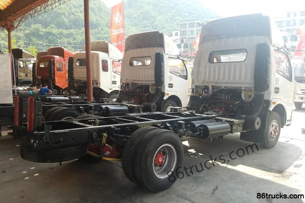 Dongfeng Kaipute K6 141hp 4X2(6 wheels) 3308mm wheelbase cargo truck chassis Exterior (3) | 86Trucks