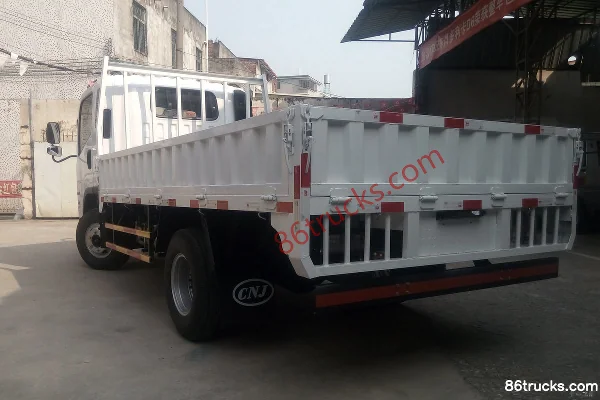 Sichuan Hyundai Ruiyue 115 hp 4X2(6 wheels) 3.8m Crew Cab Flatbed Light Truck Exterior (3) | 86Trucks