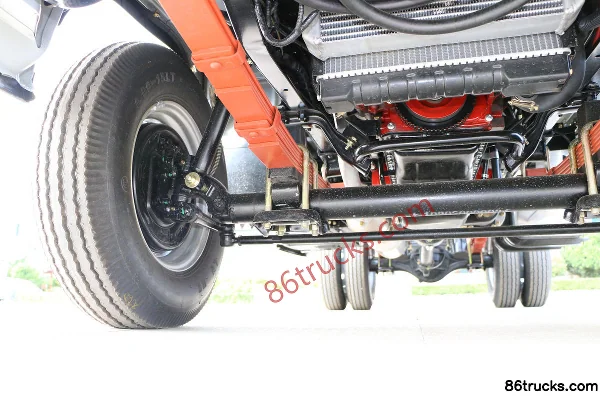 Tangjun Ouling Little BMW 68hp 4X2(6 wheels) 2.515m double-row dump truck Chassis (2) | 86Trucks