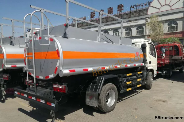 Dongfeng Duolika D6 102 ch 4X2(6 roues) camion-citerne à carburant (marque Qilin) Extérieur (2) | 86Trucks