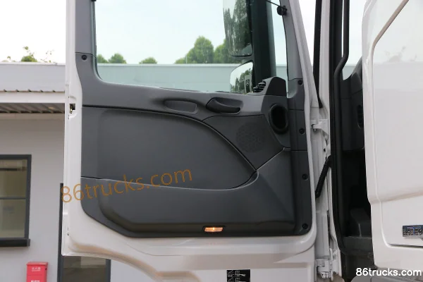 Mercedes-Benz Actros camion lourd 410 ch 6X2(8 roues) tracteur routier (modèle 2641LS) Cabine (2) | 86Trucks