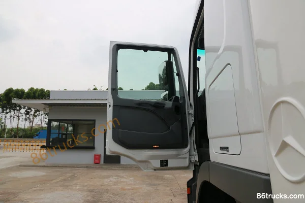 Mercedes-Benz Actros camion lourd 410 ch 6X2(8 roues) tracteur routier (modèle 2641LS) Cabine (1) | 86Trucks