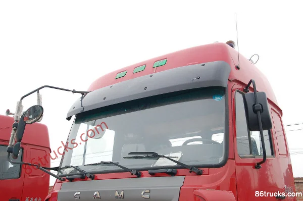 Hualing Heavy Truck 410 hp 6X4(10 wheels) LNG Dangerous Goods Tractor Truck Exterior (3) | 86Trucks
