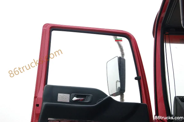 Hongyan New Dakang Heavy Truck 310 hp 8X4(12 wheels) Dump Truck Cab (2) | 86Trucks