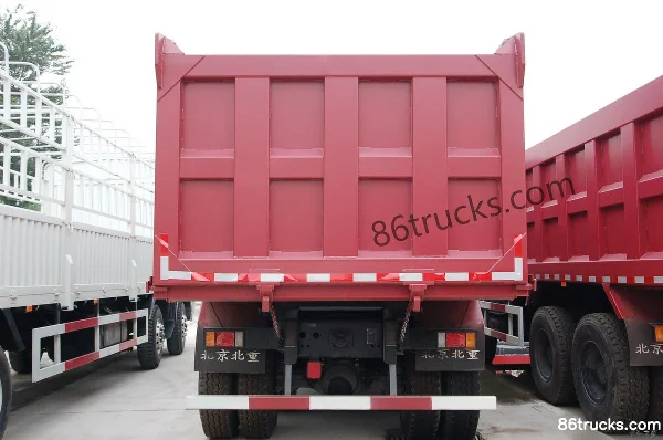 Hongyan New Dakang Heavy Truck 310 hp 8X4(12 wheels) Dump Truck Body (3) | 86Trucks