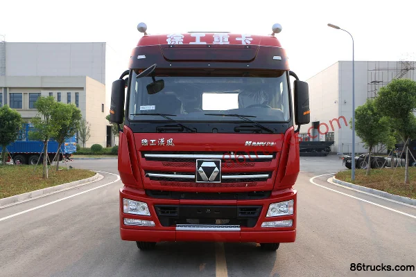 XCMG Hanfeng G7 350 hp 4X2(6 wheels) Tractor Truck (12-speed) Exterior (2) | 86Trucks