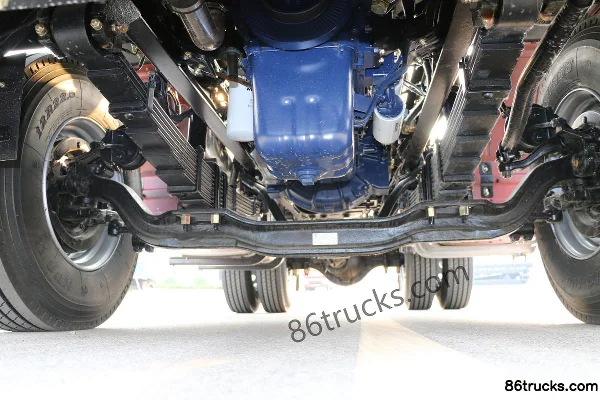 XCMG Hanfeng G7 350 hp 4X2(6 wheels) Tractor Truck (12-speed) Chassis (1) | 86Trucks