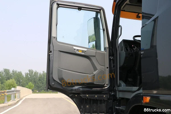 XCMG Hanfeng G7 460 hp 6X4(10 wheels) Dangerous Goods Tractor Truck Cab (1) | 86Trucks