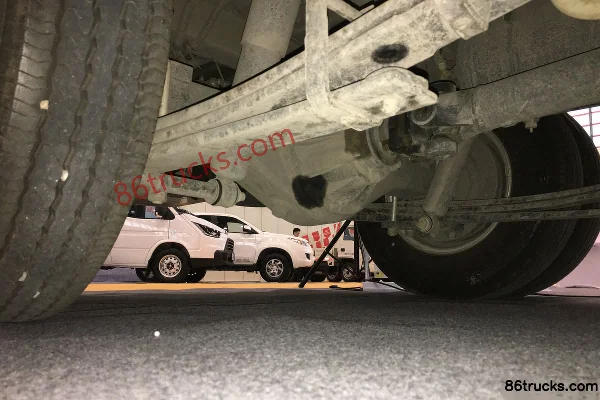 Wuling 2017 136 ch 1.9L fourgon de livraison fermé (frein à air) Châssis (3) | 86Trucks
