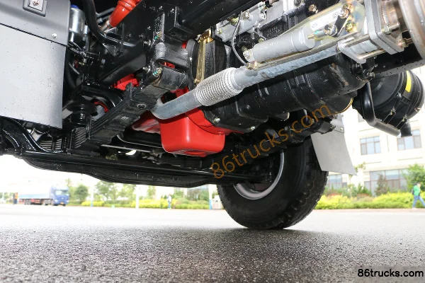 FAW Jiefang Hu VH 124 hp 4X2(6 wheels) 4.25m semi-row stake truck chassis (3) | 86Trucks