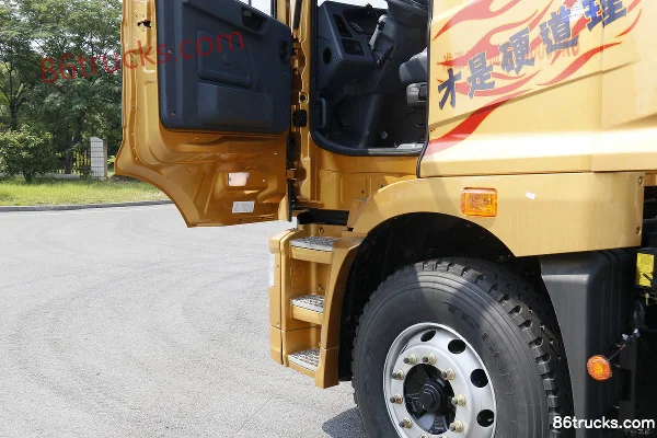 Hualing Hanma H6 camion lourd 350 ch 6X4(10 roues) tracteur routier LNG Cabine (2) | 86Trucks