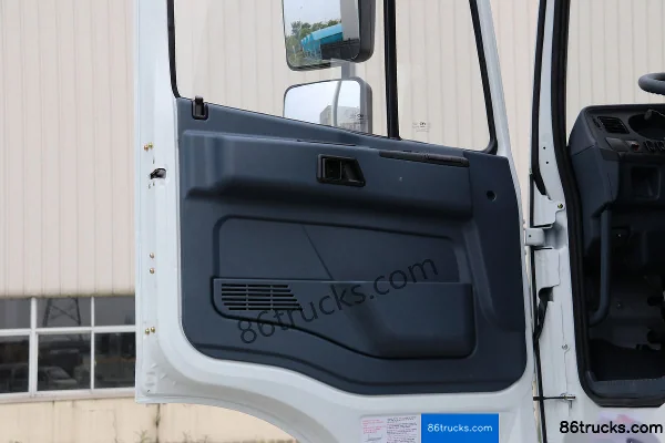 Hualing Heavy Truck Heavy-duty 420hp 6X4(10 wheels) Tractor Truck Cab (3) | 86Trucks