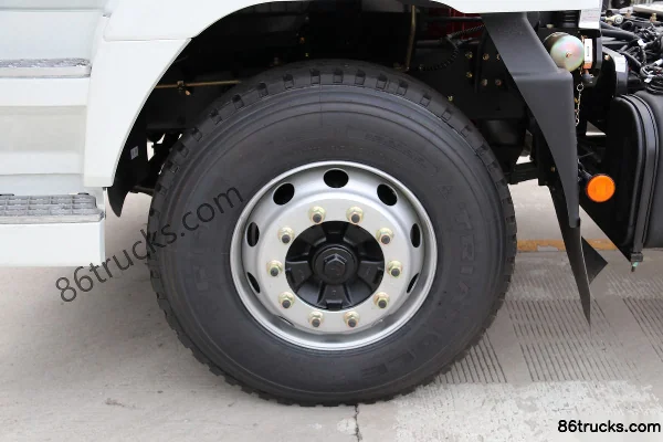 Hualing Heavy Truck Heavy-duty 420hp 6X4(10 wheels) Tractor Truck Chassis (2) | 86Trucks