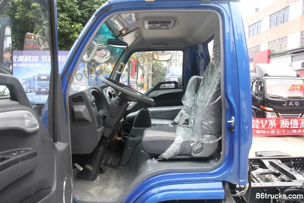 JAC Junling E6 Heavy-Duty 156 hp 4X2(6 wheels) 4.15m Single Row Van Light Truck Chassis Cab (2) | 86Trucks