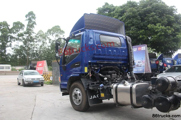JAC Junling E6 Heavy-Duty 156 hp 4X2(6 wheels) 4.15m Single Row Van Light Truck Chassis (2) | 86Trucks