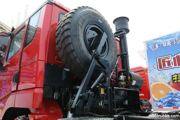 SHACMAN Delong X3000 375 hp 6X6(10 wheels) desert off-road cargo truck chassis (1) | 86Trucks