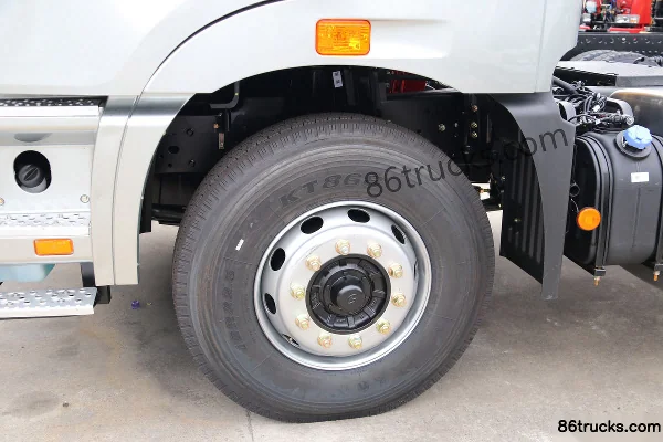Hualing Hanma H9 camion lourd version lourde 460 ch 6X4(10 roues) tracteur routier Châssis (2) | 86Trucks