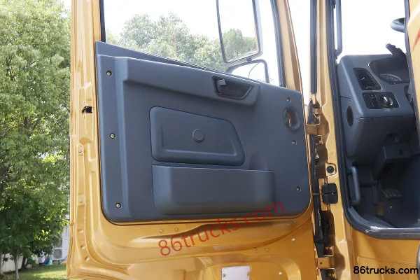 Hualing HanmaH6 camion lourd 420 ch 6X4(10 roues) tracteur routier Cabine (3) | 86Trucks