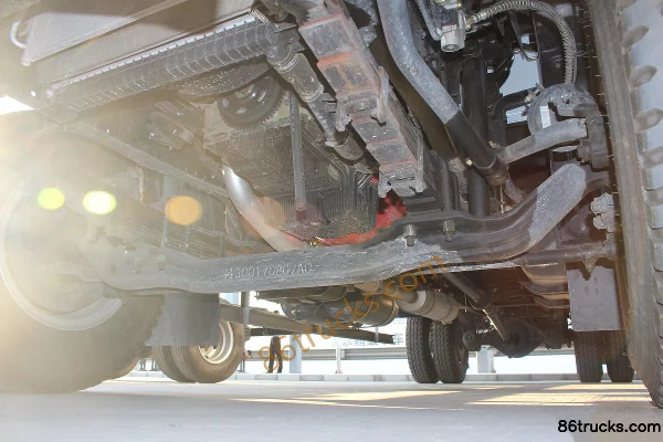 Foton Auhang R-Series 170hp 4X2(6 wheels) 6.8m Van Cargo Truck Chassis (2) | 86Trucks