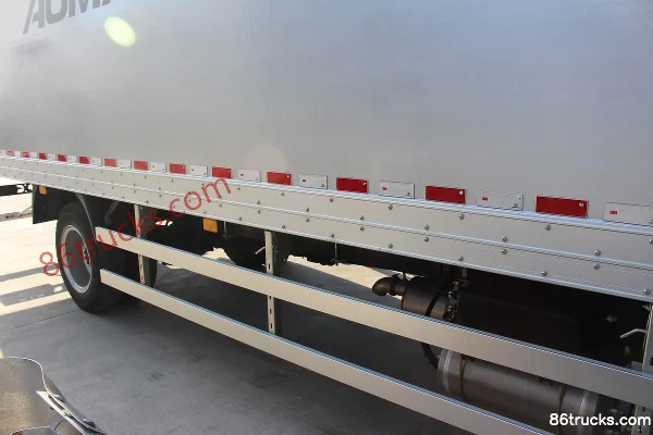 Foton Auhang R-Series 170hp 4X2(6 wheels) 6.8m Van Cargo Truck Body (2) | 86Trucks