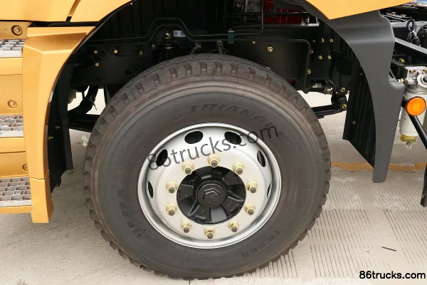 Hualing Hanma H6 Heavy Truck 420 hp 4X2(6 wheels) Tractor Truck Chassis (2) | 86Trucks