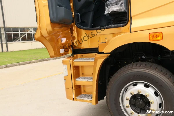 Hualing Hanma H6 Heavy Truck 420 hp 4X2(6 wheels) Tractor Truck Cab (2) | 86Trucks