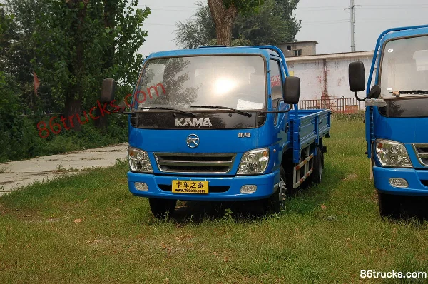 Kama 73 hp 4X2(6 wheels) 3.2m Single Row Flatbed Light Truck Exterior (2) | 86Trucks