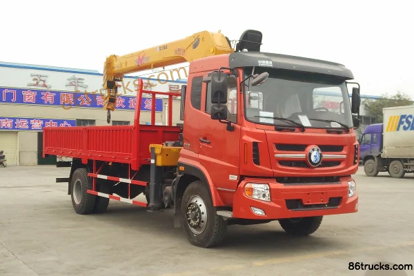 Sinotruk Sinotruk Wangpai 7 series light truck truck-mounted crane