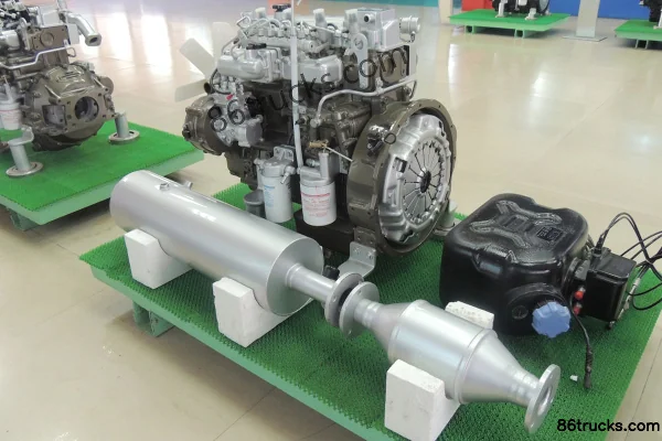 Yuchai YCD4J4S-150 150 hp 4.33L China V Diesel Engine Exterior