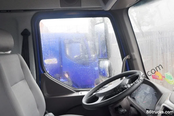 Dongfeng Liuqi Nouveau Chenglong M3 camion moyen 185 ch 4X2(6 roues) châssis de camion porteur à ridelles 6,75 m Cabine (1) | 86Trucks