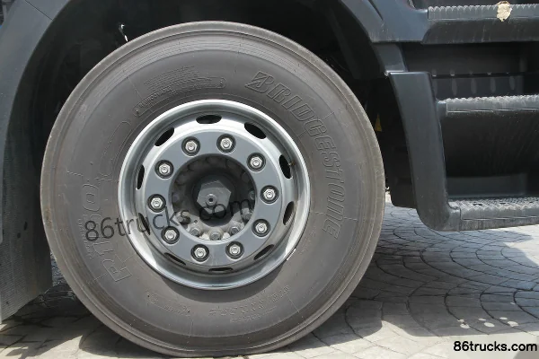 IVECO Stralis heavy truck 420 hp 6X2R tractor truck (AT440S42TY/PT) Chassis (1) | 86Trucks