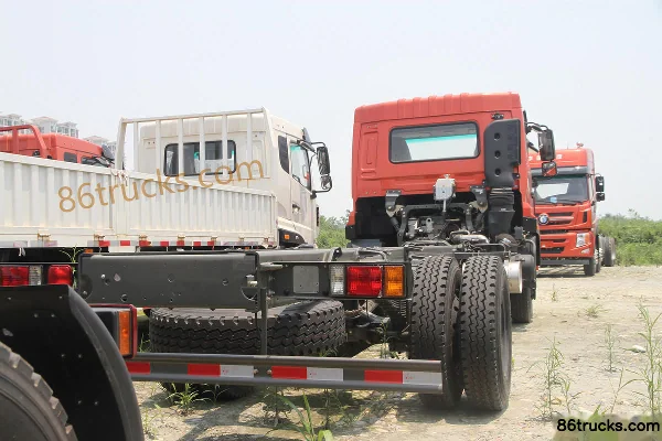 Sinotruk Wangpai W5D medium truck 180hp 4X2(6 wheels) 6.75m cargo truck chassis Exterior (3) | 86Trucks