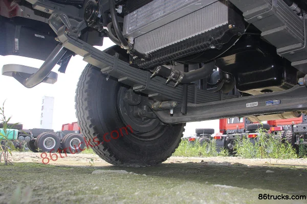 Sinotruk Wangpai W5D medium truck 180hp 4X2(6 wheels) 6.75m cargo truck chassis (2) | 86Trucks