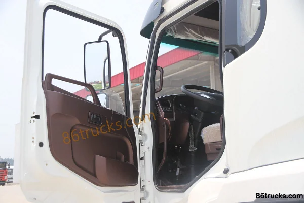 Sinotruk (anciennement Sinotruk Wangpai) W5B camion lourd 340 ch 6X2(8 roues) tracteur routier (12 vitesses) Cabine (1) | 86Trucks