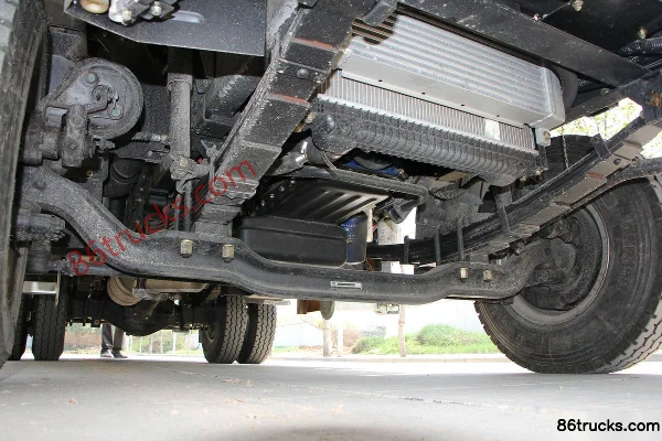SHACMAN Commercial Vehicle Xuande X9 camion frigorifique 129 ch 4X2(6 roues) 4,05 m Châssis (1) | 86Trucks