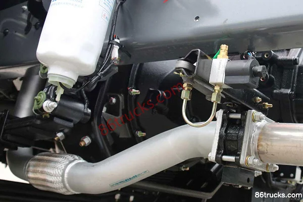 JAC Gallop K3L Medium Truck 170 hp 4X2(6 wheels) 6.8m Van Cargo Truck Chassis (3) | 86Trucks