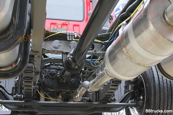 JAC Gallop K3W Heavy Truck Lightweight Version 350 hp 8X4(12 wheels) 9.5m Van Truck Chassis (2) | 86Trucks