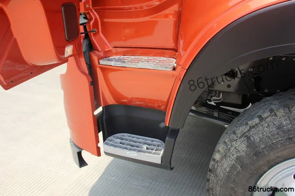 Sinotruk W5B-H poids lourd 280 ch 4X2(6 roues) 9,725 m camion porteur fourgon (Fast Gear) Cabine (2) | 86Trucks