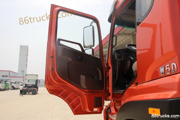 Sinotruk W5B-H poids lourd 280 ch 4X2(6 roues) 9,725 m camion porteur fourgon (Fast Gear) Cabine (1) | 86Trucks
