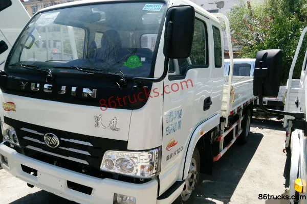 Yuejin Shuaihu H100-33 95 hp 4X2(6 wheels) 3.8m semi-crew flatbed light truck Exterior (3) | 86Trucks