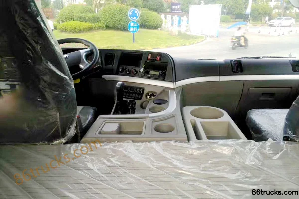 Union Truck E420 Heavy Truck 420 hp 6X4(10 wheels) Tractor Truck Cab (1) | 86Trucks